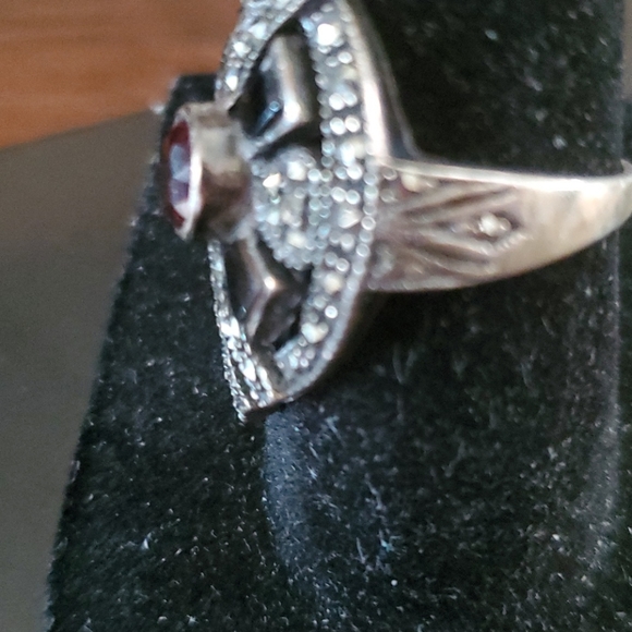 VINTAGE S.S GARNETS,BLACK ONYX RING - Picture 2 of 6